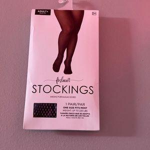 Black stocking fits one size